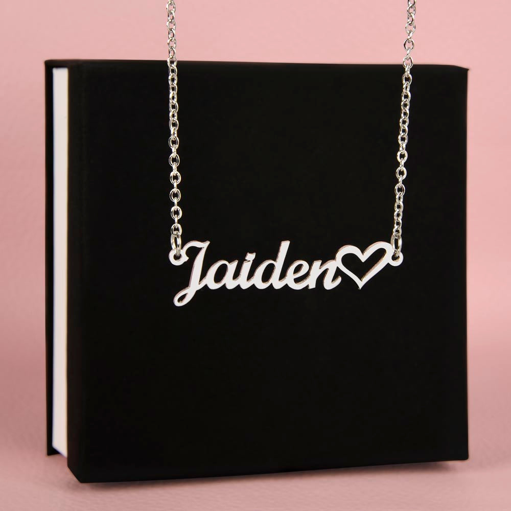 Heartfelt Identity: Name Necklace with Heart - Personalized Elegance and Endearing Charm | Customizable Gift for Loved Ones